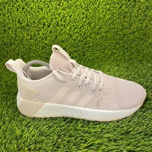 Womens Adidas Questar Size 8.5